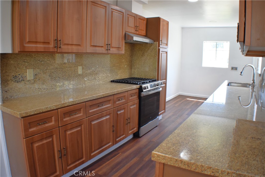 Properties 2 13951 Terra Bella Street