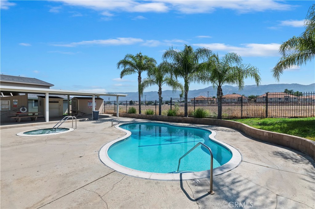 665 Walnut Drive
