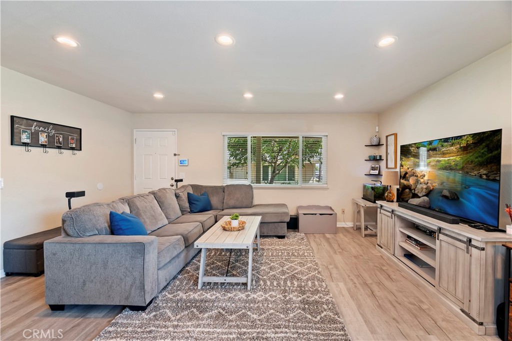 665 Walnut Drive