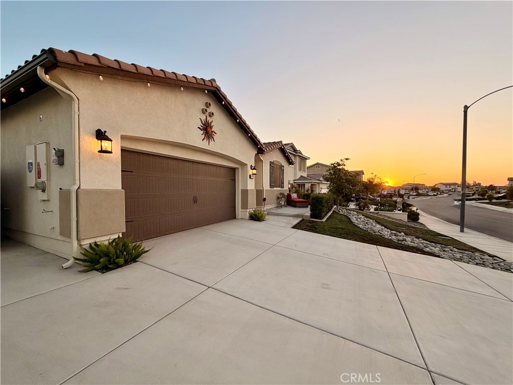 31421 Darlington Oak