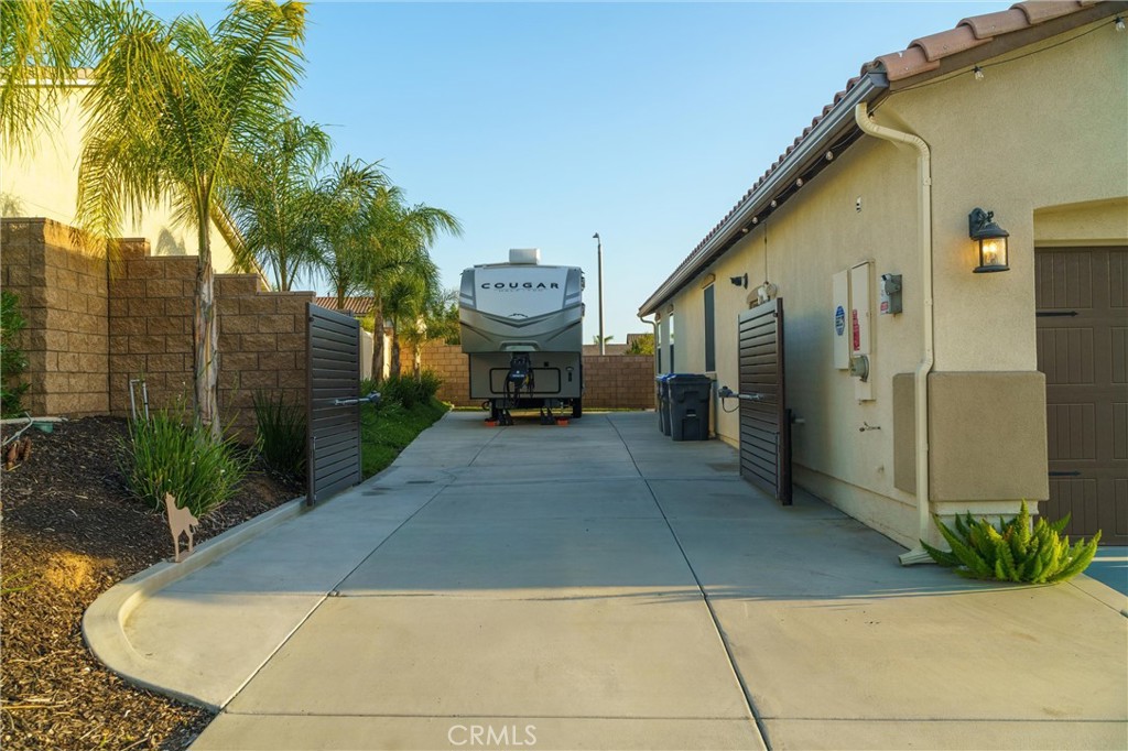 31421 Darlington Oak