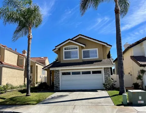MLS: OC26074977
