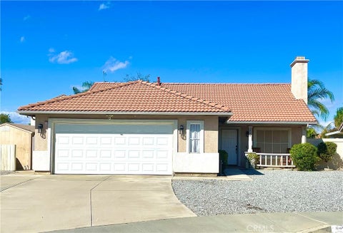 Photo of 2724 Cambridge AVE, Hemet, CA 92545 (MLS # TR26228596)