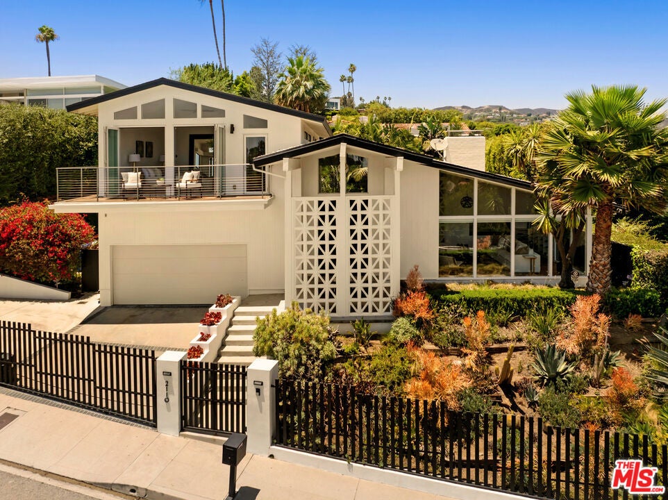 2110 Westridge Road