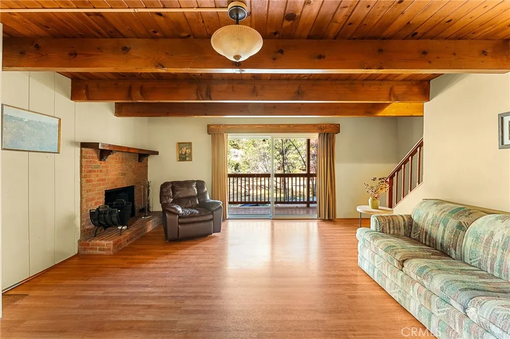 Running Springs, California 92382, United States, 3 Bedrooms Bedrooms, ,2 BathroomsBathrooms,Residential,Pending,182296