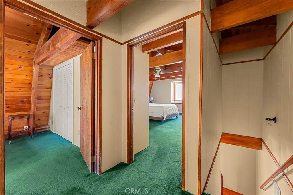 Running Springs, California 92382, United States, 3 Bedrooms Bedrooms, ,2 BathroomsBathrooms,Residential,Pending,182296