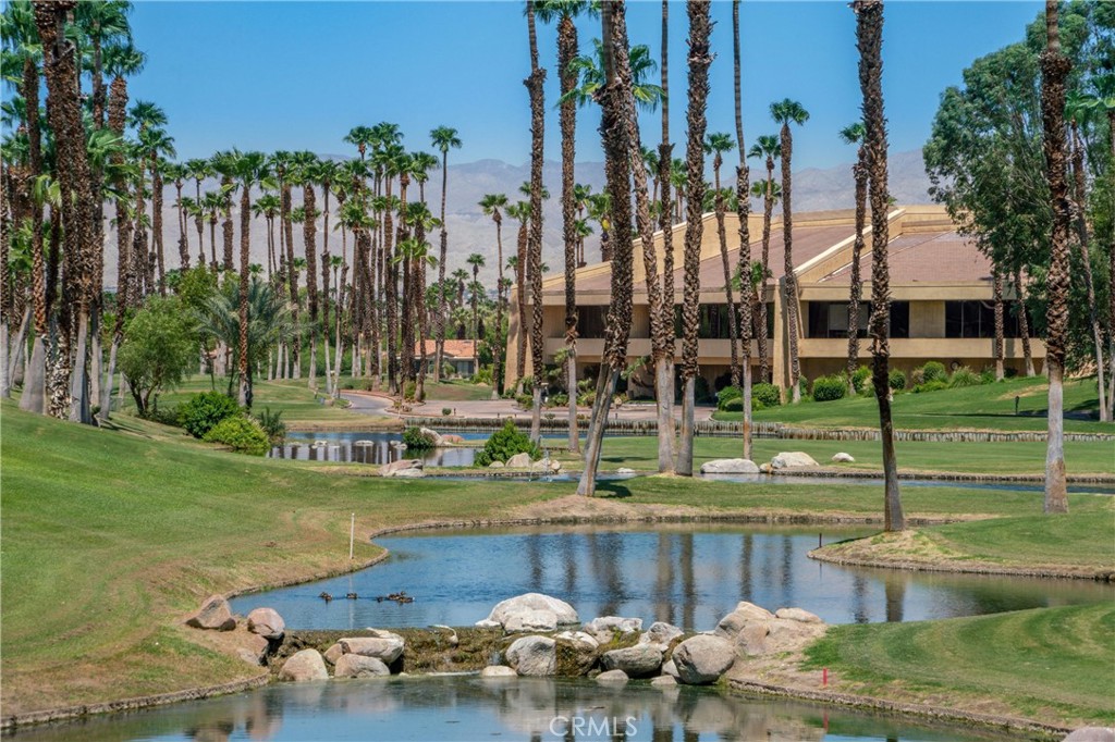 Palm Valley CC (32420) - Residential Lease