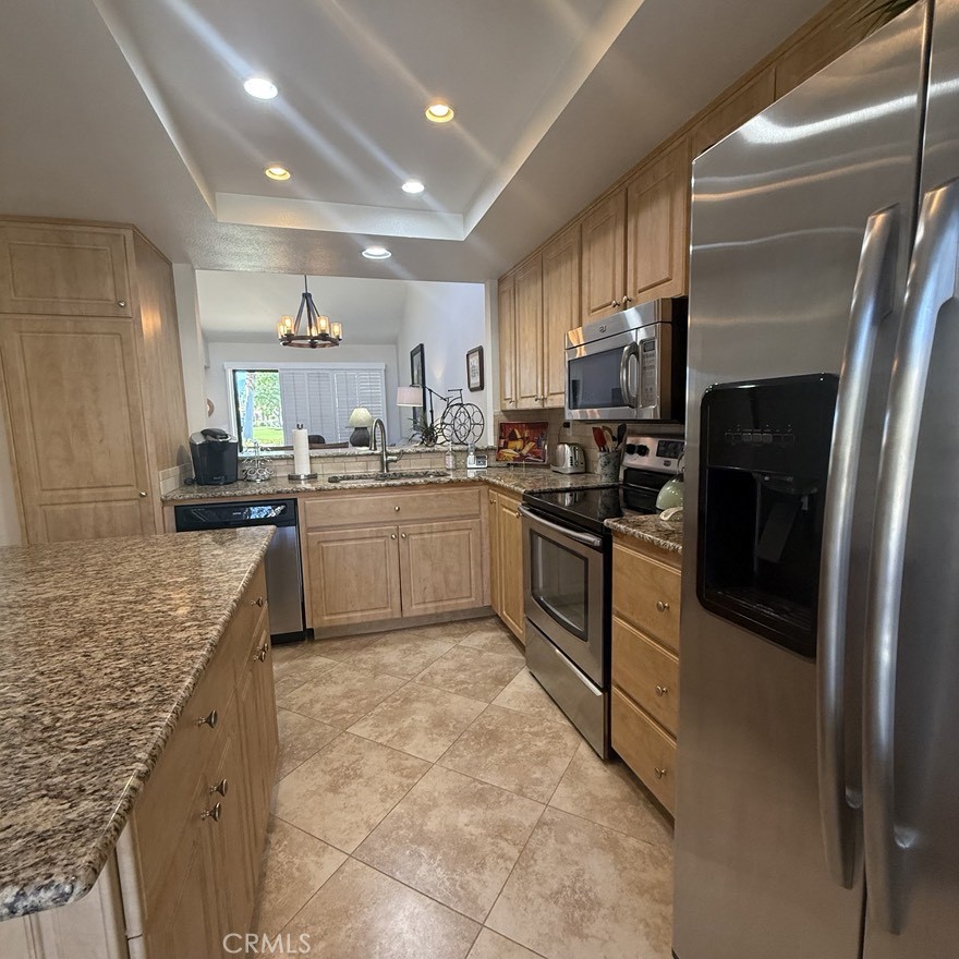 Palm Valley CC (32420) - Residential Lease