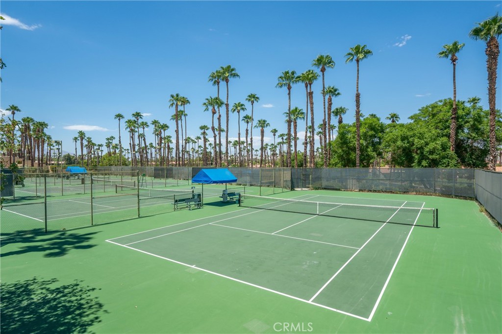 Palm Valley CC (32420) - Residential Lease