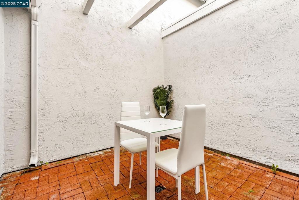 ARDENWOOD AREA - Residential