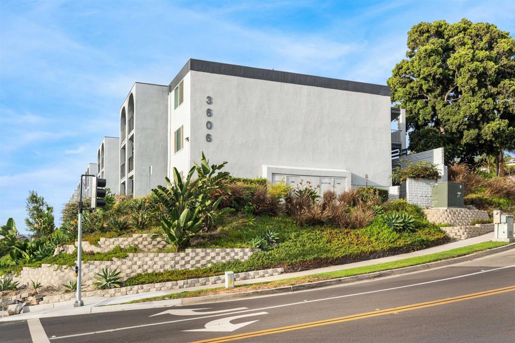 3606 Vista Rey
