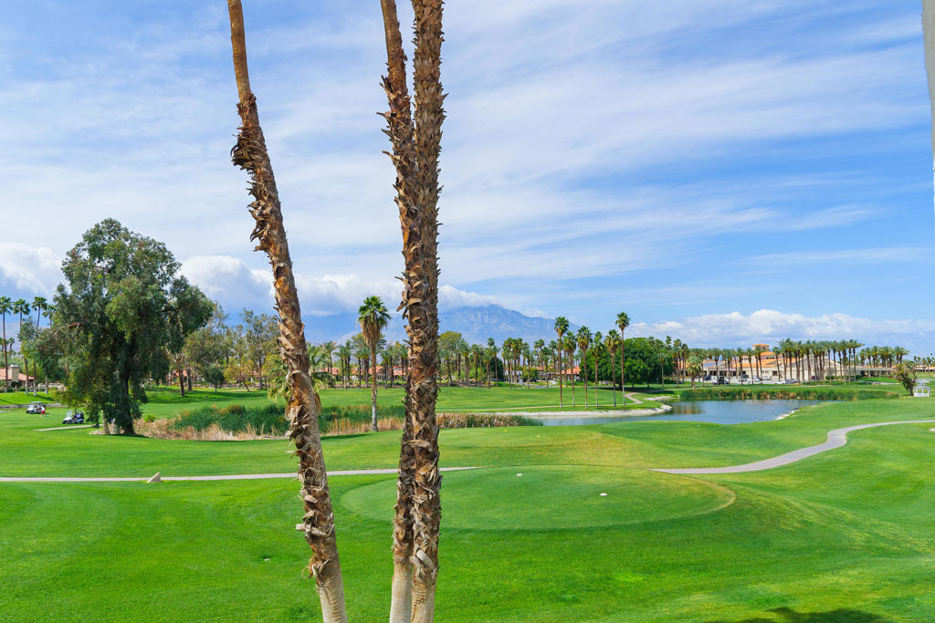 Desert Falls C.C. - Residential Lease