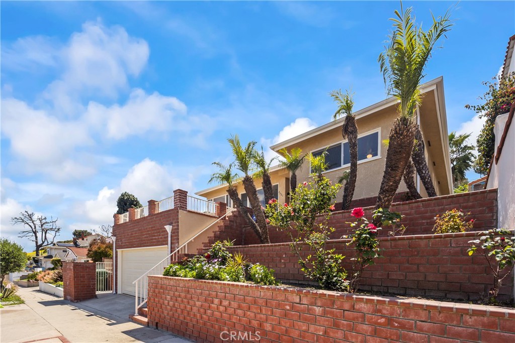 2021 elanita drive