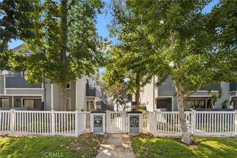 7300 Quill Dr Unit 201, Downey, CA 90242 - MLS#: SR25254288