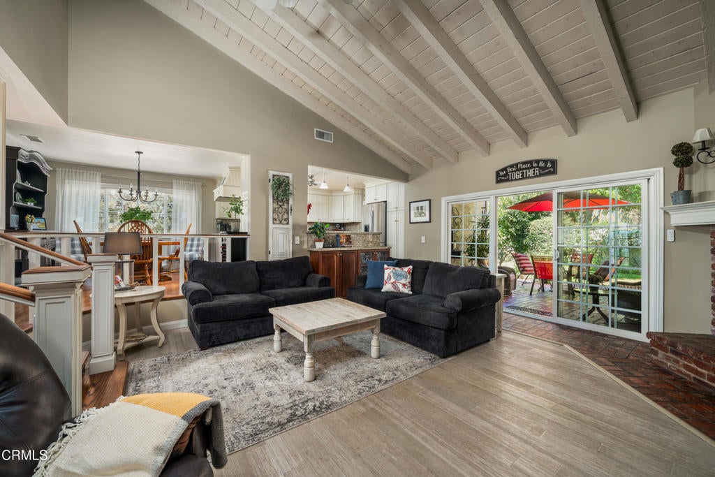 3615 Los Amigos Street, Glendale CA 91214