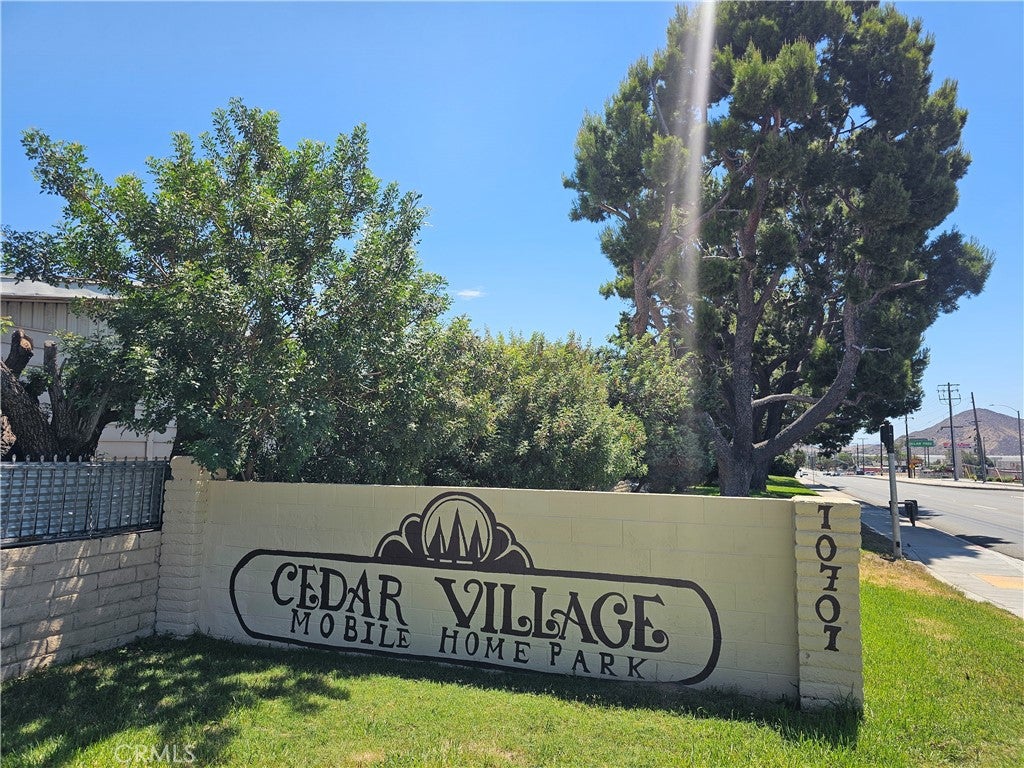 10701 Cedar 104