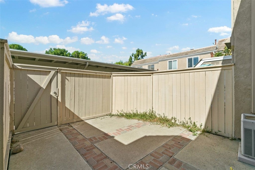 11 Rosemary 20, Irvine CA 92604 - Photo 25