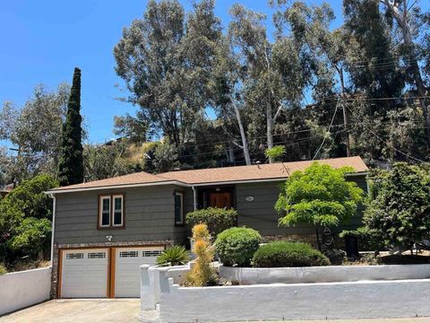 4472 REVILLO Drive San Diego CA 92115