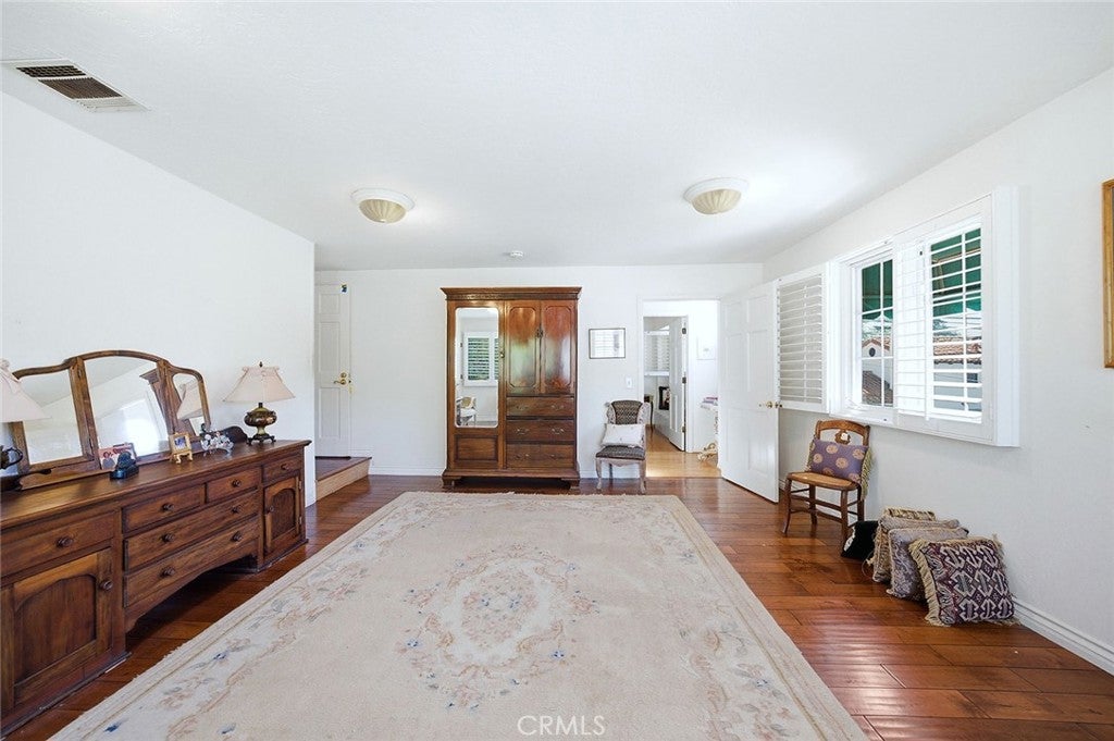 Altadena, California, 91001, United States, 6 Bedrooms Bedrooms, ,6 BathroomsBathrooms,Residential,Active,2024845