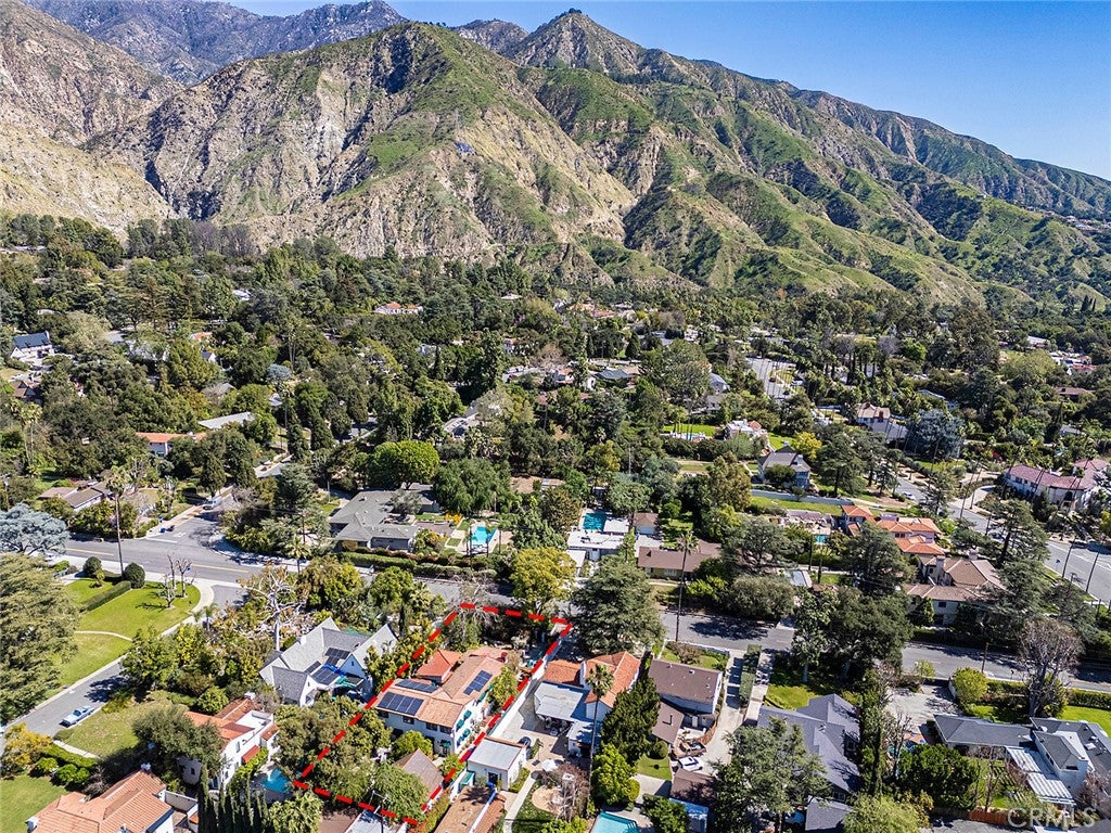 Altadena, California, 91001, United States, 6 Bedrooms Bedrooms, ,6 BathroomsBathrooms,Residential,Active,2024845