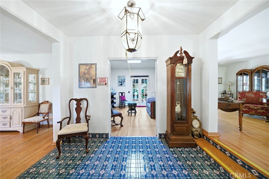 Altadena, California, 91001, United States, 6 Bedrooms Bedrooms, ,6 BathroomsBathrooms,Residential,Active,2024845