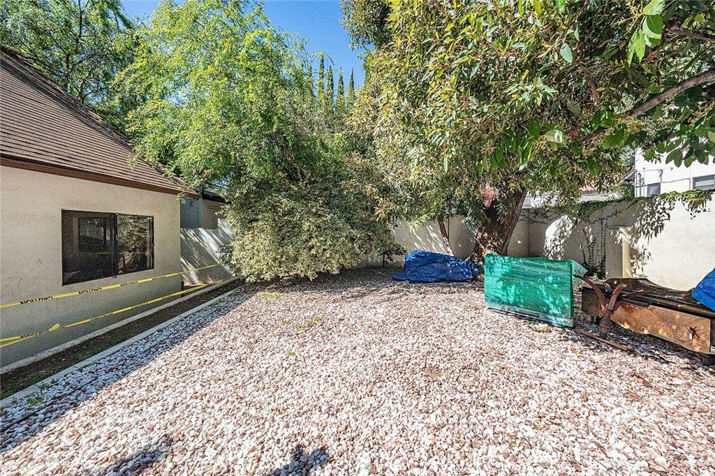 Altadena, California, 91001, United States, 6 Bedrooms Bedrooms, ,6 BathroomsBathrooms,Residential,Active,2024845