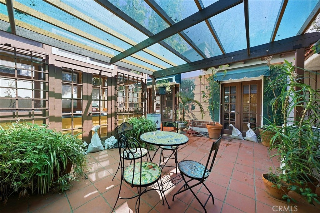 Altadena, California, 91001, United States, 6 Bedrooms Bedrooms, ,6 BathroomsBathrooms,Residential,Active,2024845