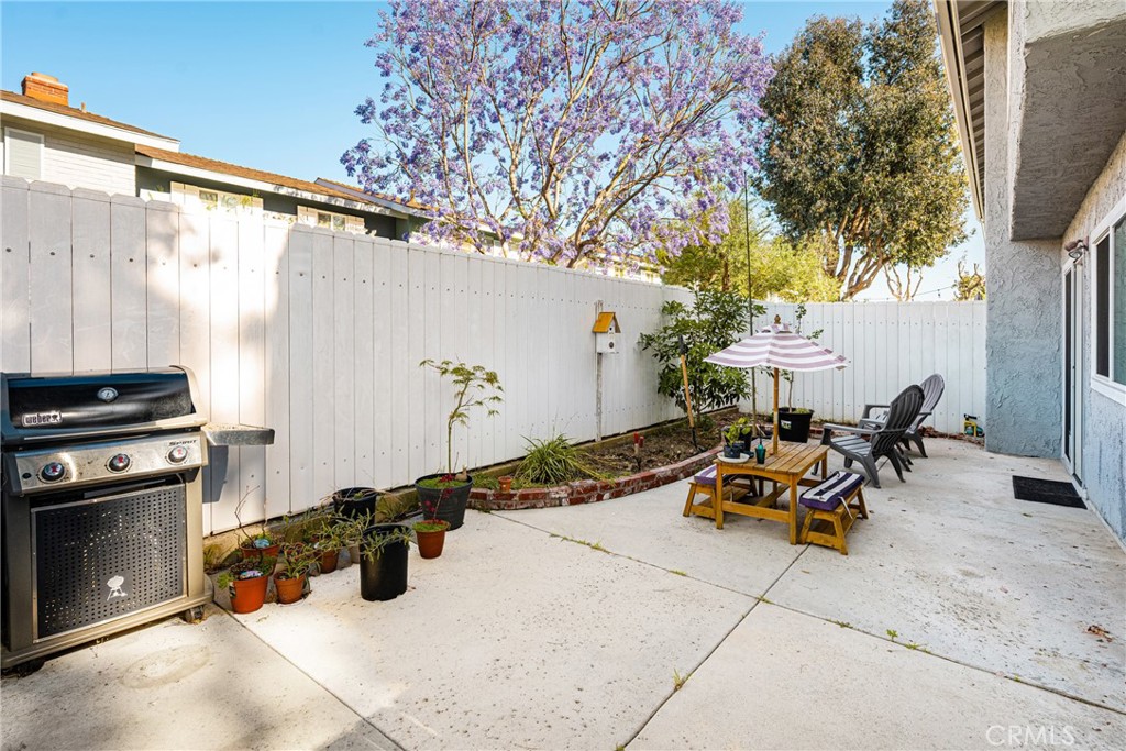 19752 Bromley Lane 9