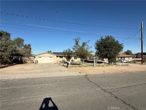 Photo of 18140 Capri st St, Hesperia, CA 92345 (MLS # DW25220064)