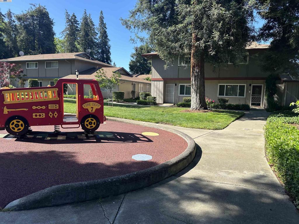 38060 Buxton Cmn.