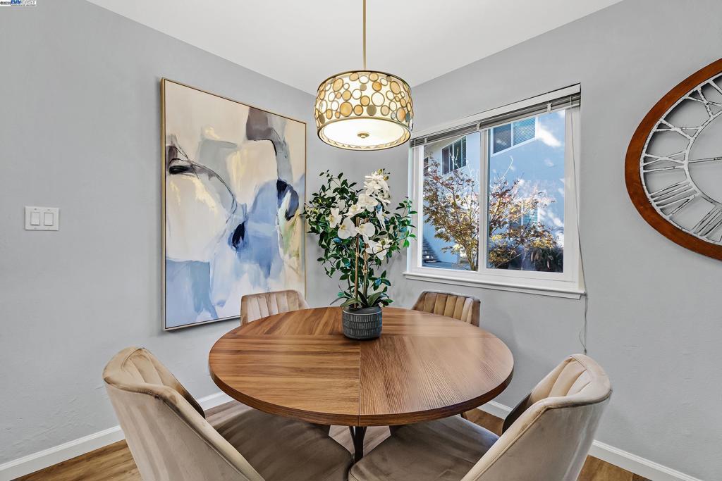 LAGUNA VISTA - Residential