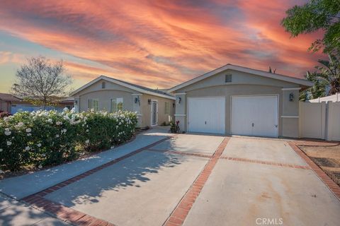 Photo of 22437 Haynes Street, West Hills, CA 91307 (MLS # SR25079890) Photo of 22437 Haynes Street, West Hills, CA 91307 (MLS # SR25079890)