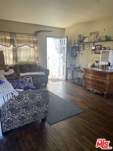 Photo of 12208 Culver Boulevard, Los Angeles, CA 90066 (MLS # 26655707)