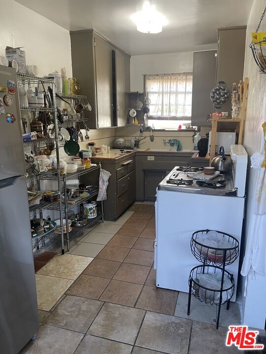 12208 Culver Boulevard