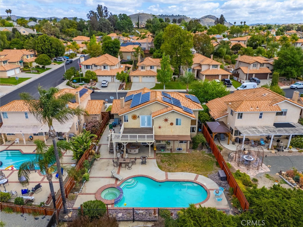 39680 Glenwood Court