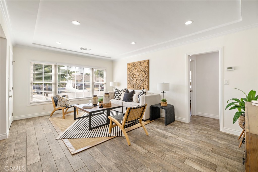 744 S 5th Street