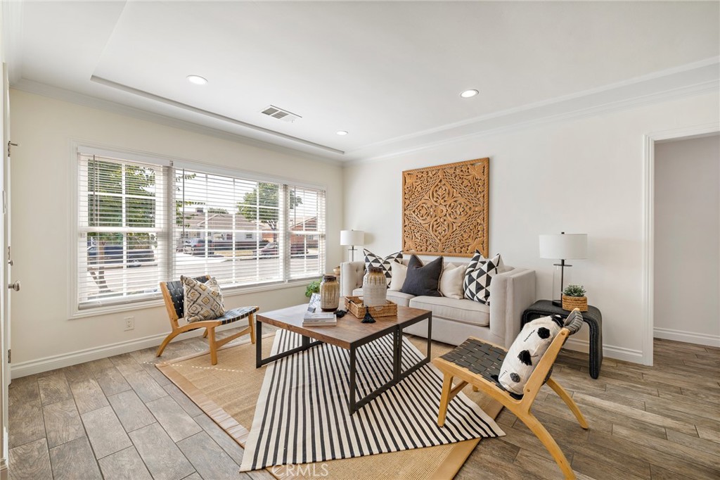 744 S 5th Street