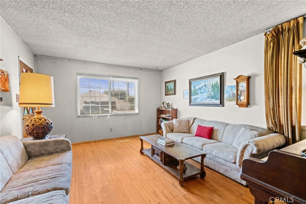 Properties 4 9317 Goodbee