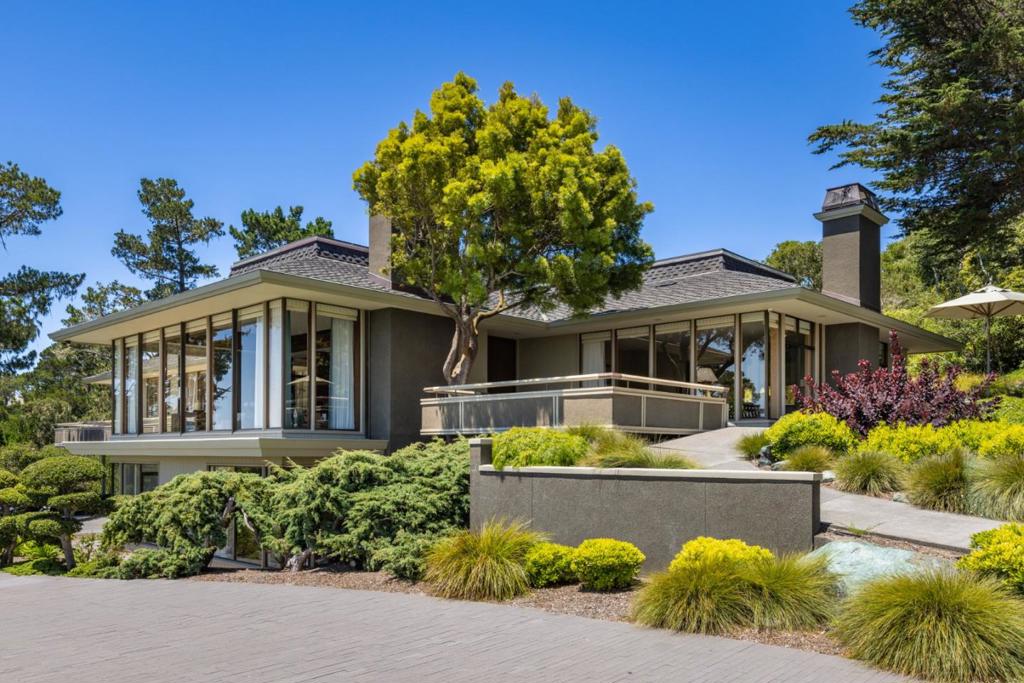 1483 Bonifacio Road