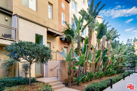 Photo of 507 Rockefeller, Irvine, CA 92612 (MLS # 25612463)