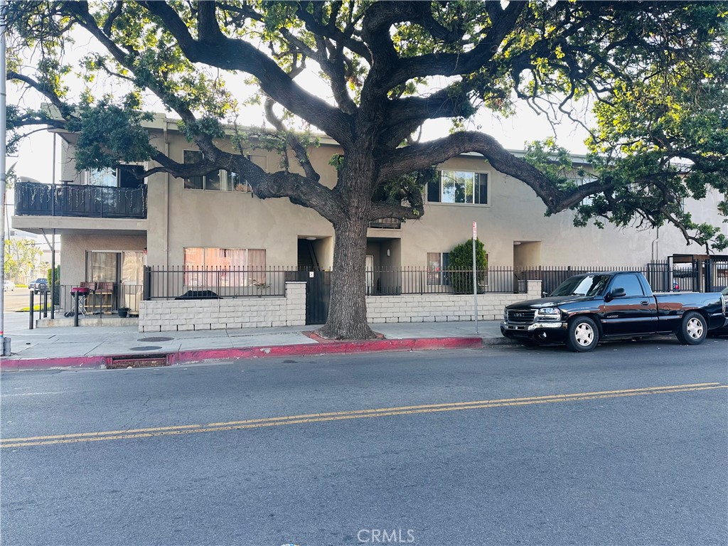 14703 Victory Boulevard