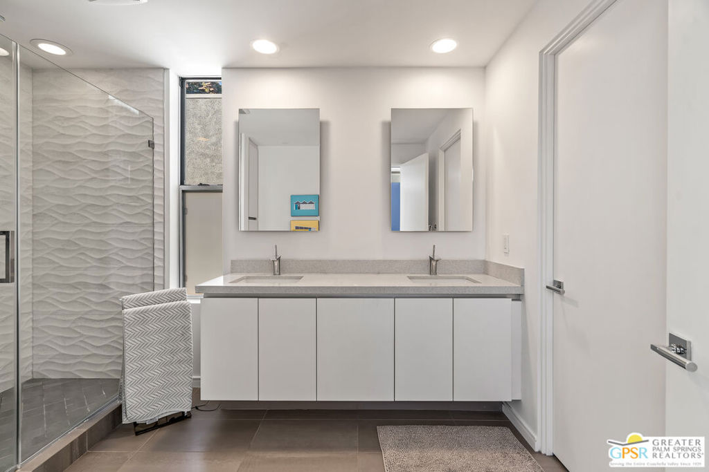 Dakota - Residential