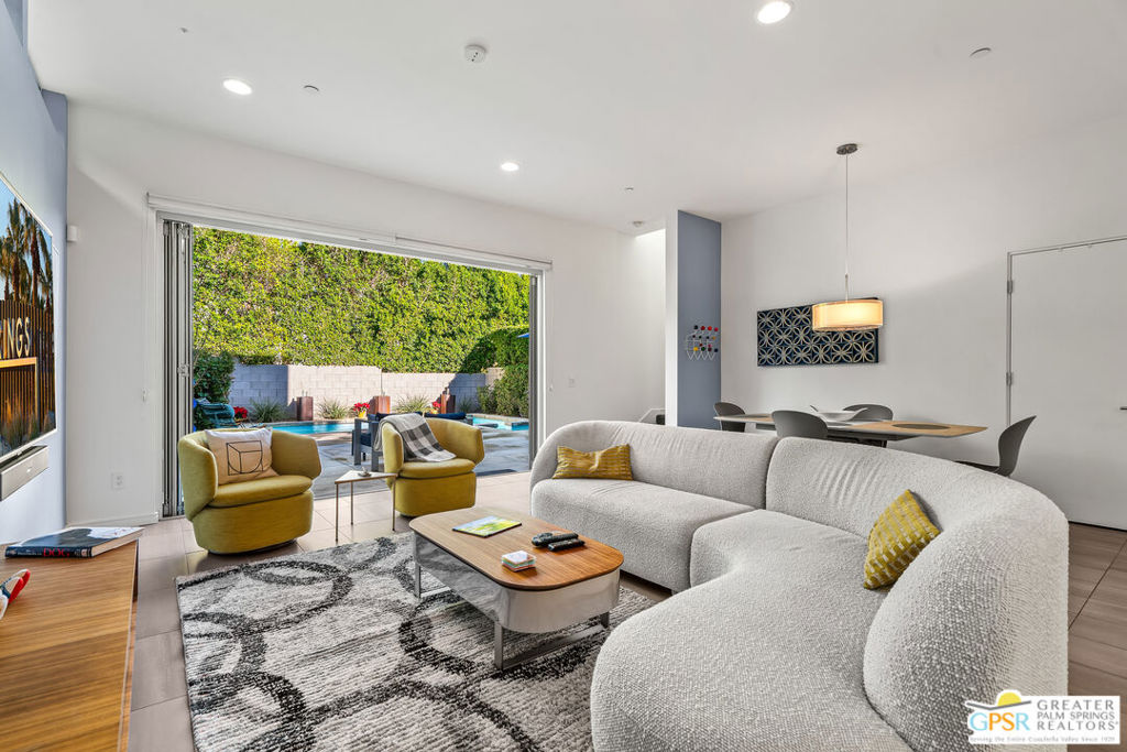 Dakota - Residential