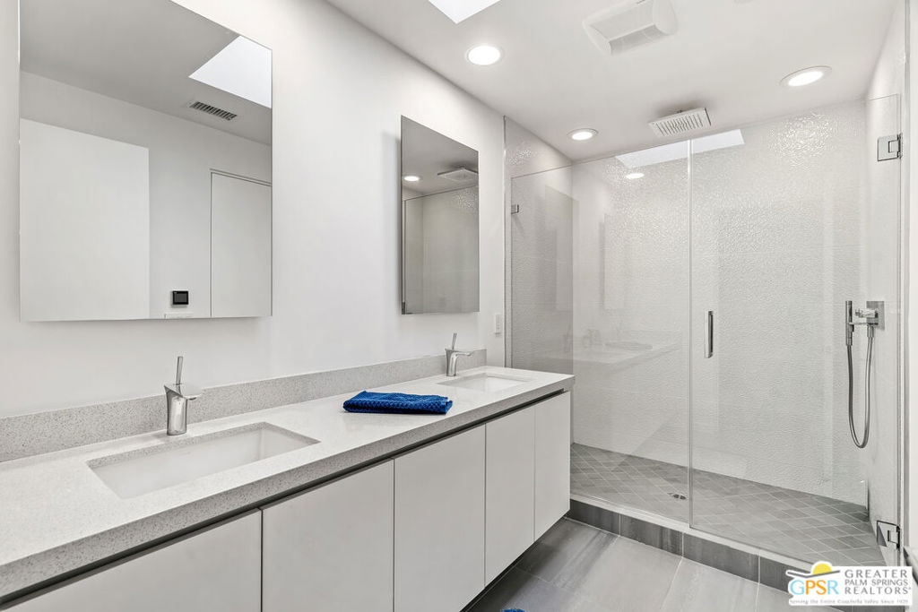 Dakota - Residential