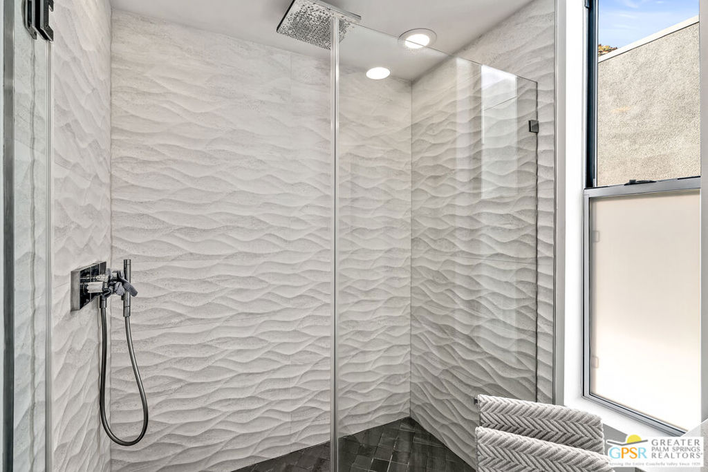 Dakota - Residential