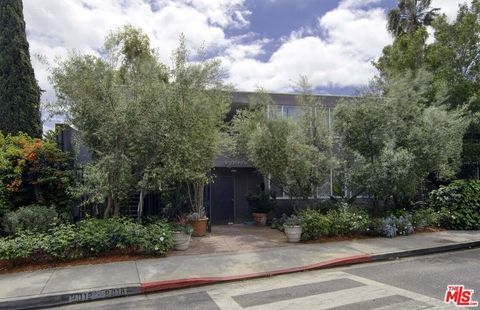 Photo of 9018 Keith Avenue, West Hollywood, CA 90069 (MLS # 26672845)