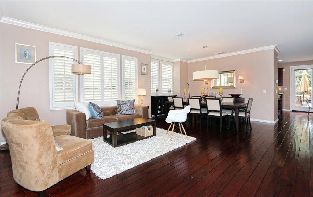 listing image 130728079274116548765