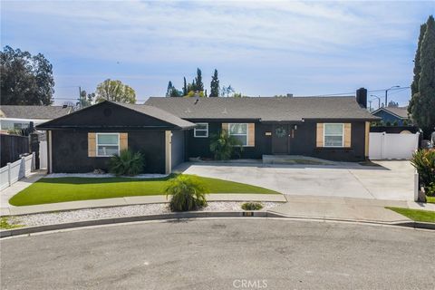 Photo of 2780 W Stanley Pl, Anaheim, CA 92801 (MLS # PW26059057)
