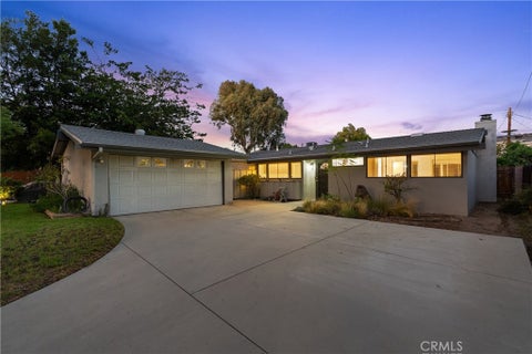 Photo of 9310 Sophia Avenue, North Hills, CA 91343 (MLS # SR26213307)