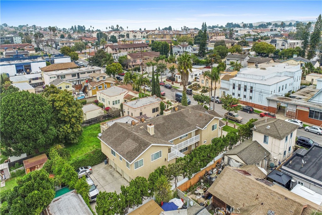 1717 Temple Avenue